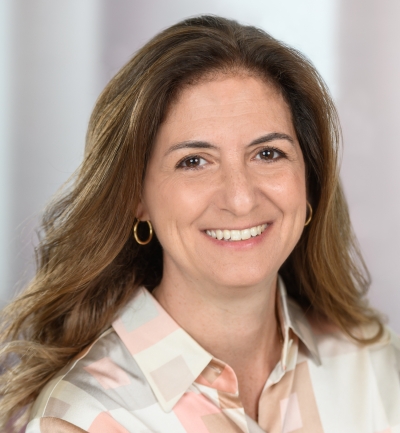 Nancy Maron headshot