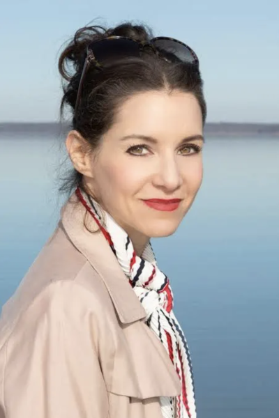 Headshot Photo of Author Jamie Brenner.