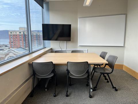 Small meeting room 401