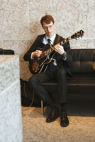 Photo of Musician Dan Keding